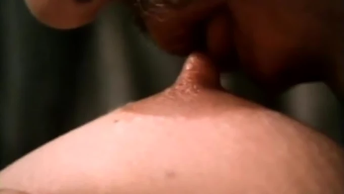 70'lerin efsanevi porno yıldızlarının yer aldığı vintage görüntüler