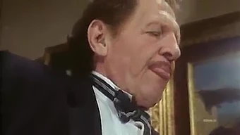 Doronicum ile retro üçlü tam filmde